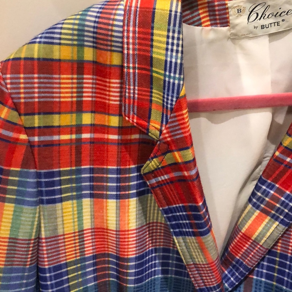 Plaid blazer with two pockets. Medium fit. - Picture 2 of 7